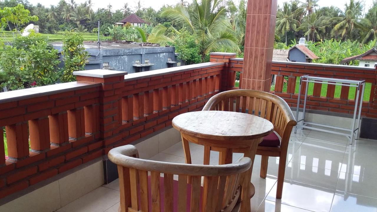 Rizky Guesthouse Ubud  Exterior photo