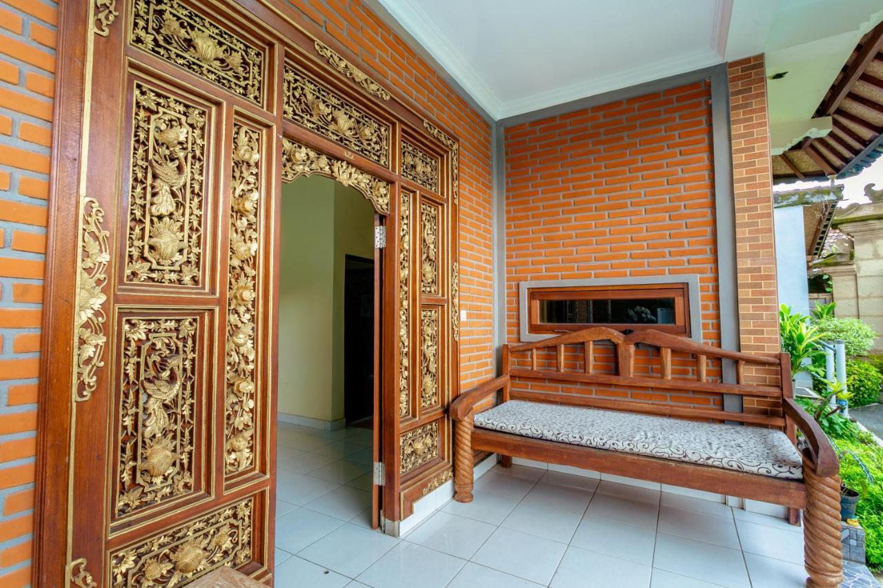 Rizky Guesthouse Ubud  Exterior photo