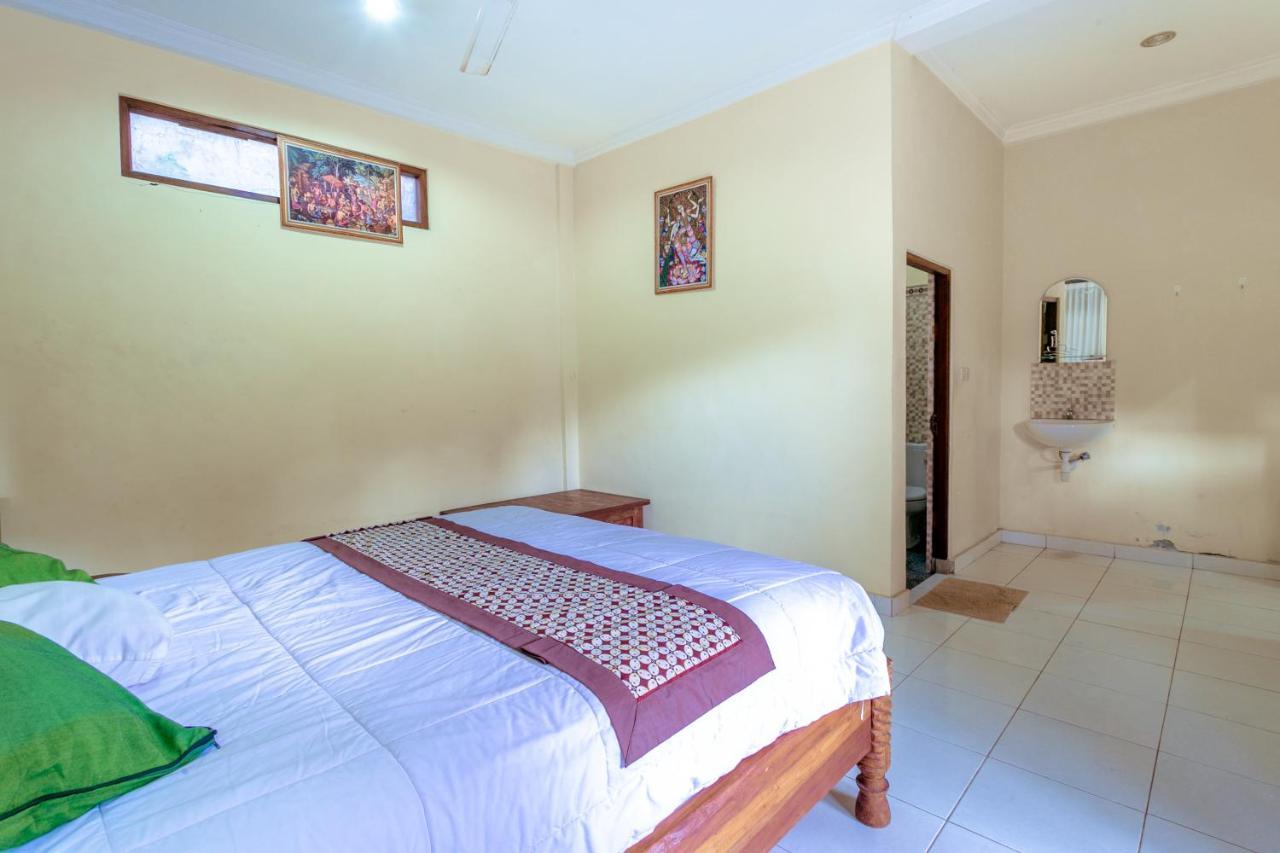 Rizky Guesthouse Ubud  Exterior photo