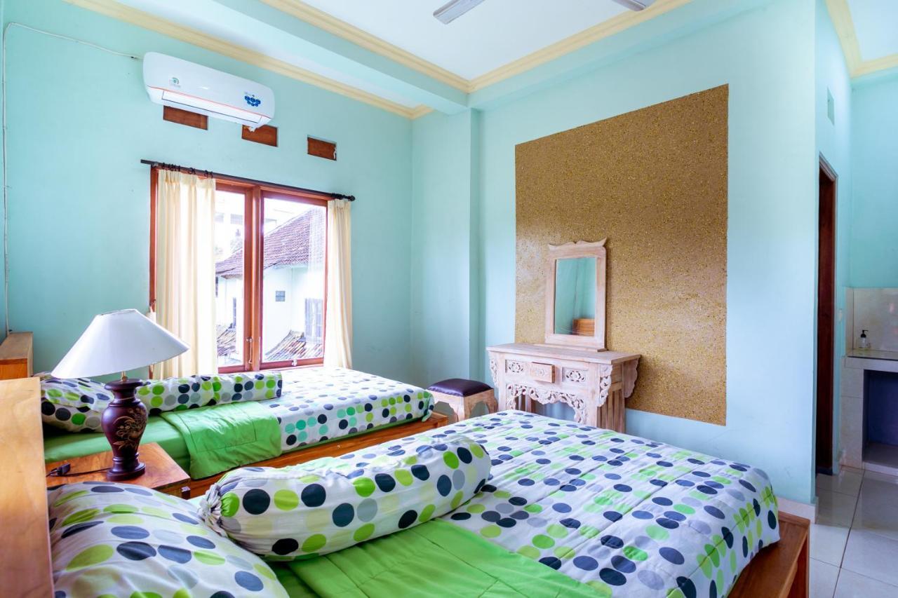 Rizky Guesthouse Ubud  Exterior photo