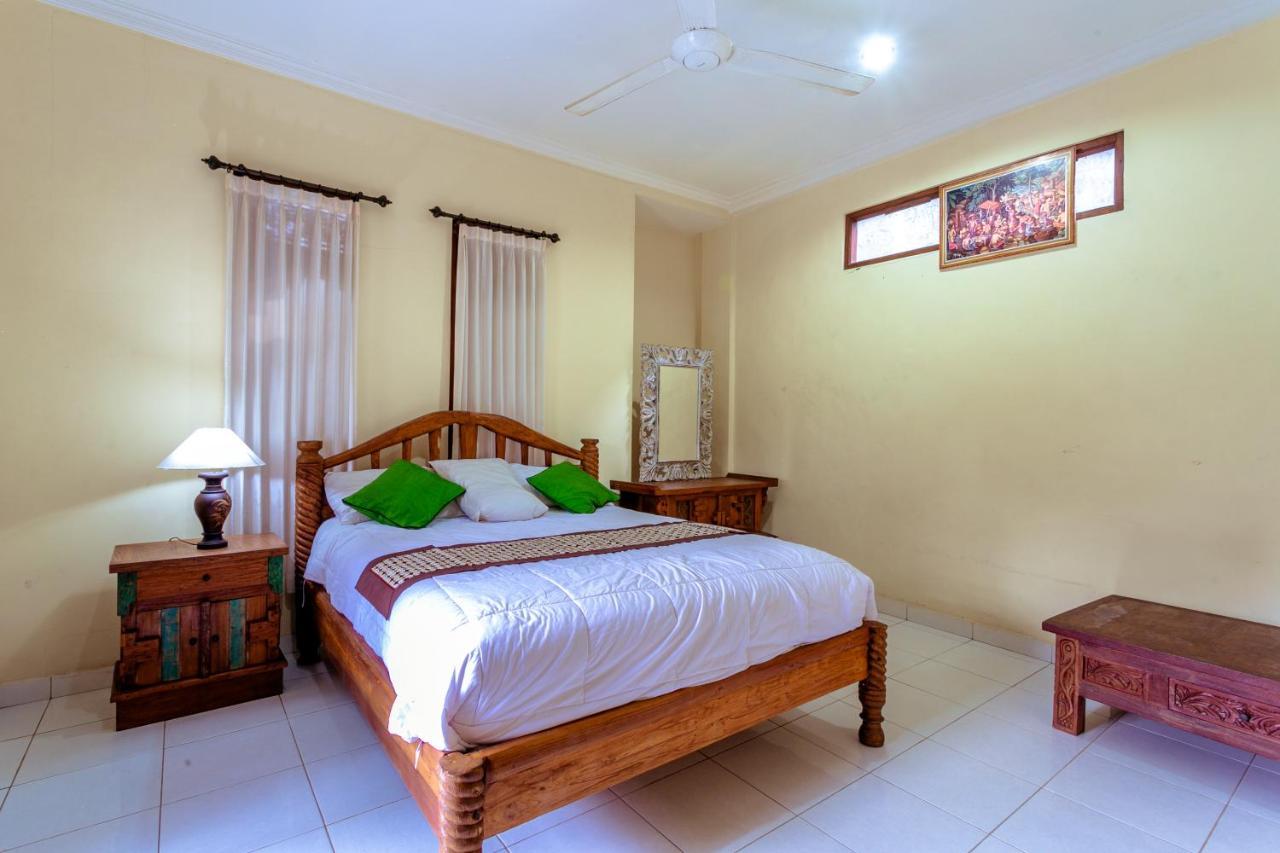 Rizky Guesthouse Ubud  Exterior photo