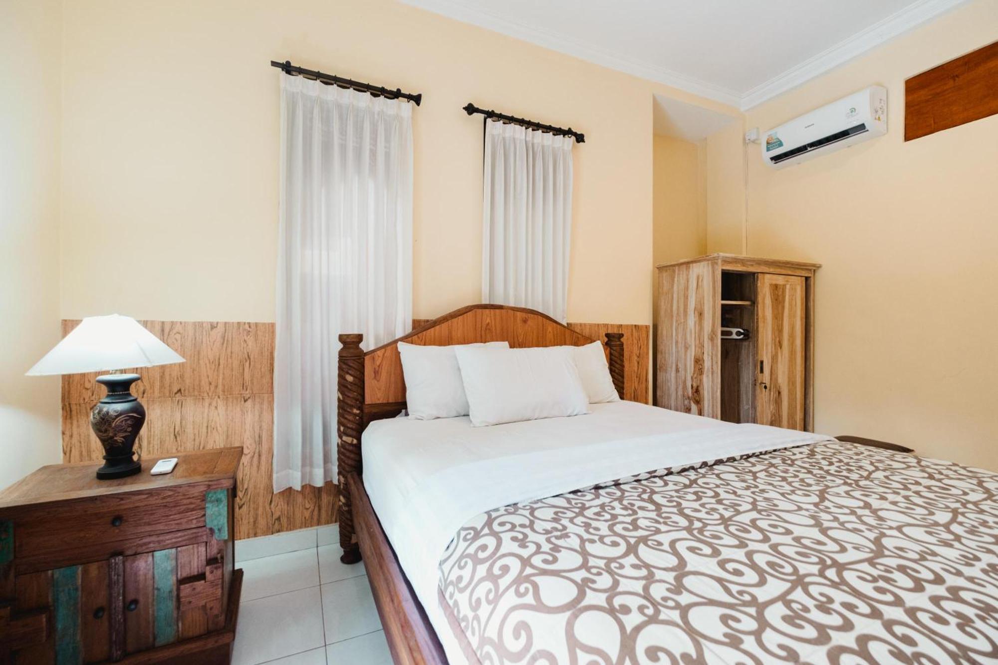 Rizky Guesthouse Ubud  Exterior photo