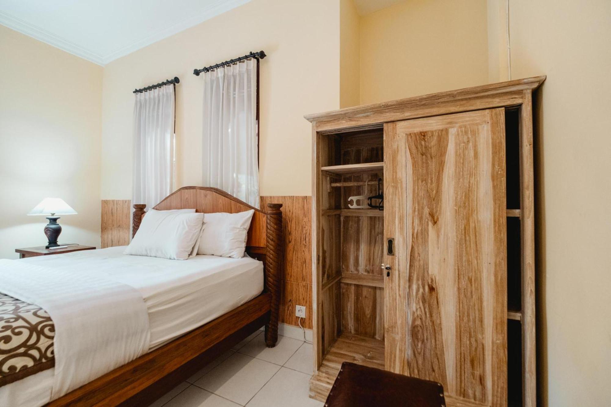 Rizky Guesthouse Ubud  Exterior photo