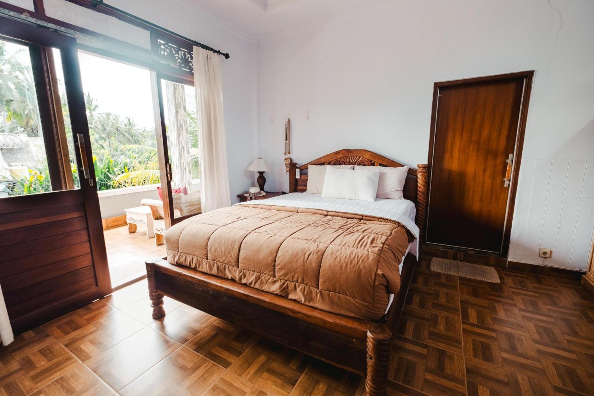 Rizky Guesthouse Ubud  Exterior photo