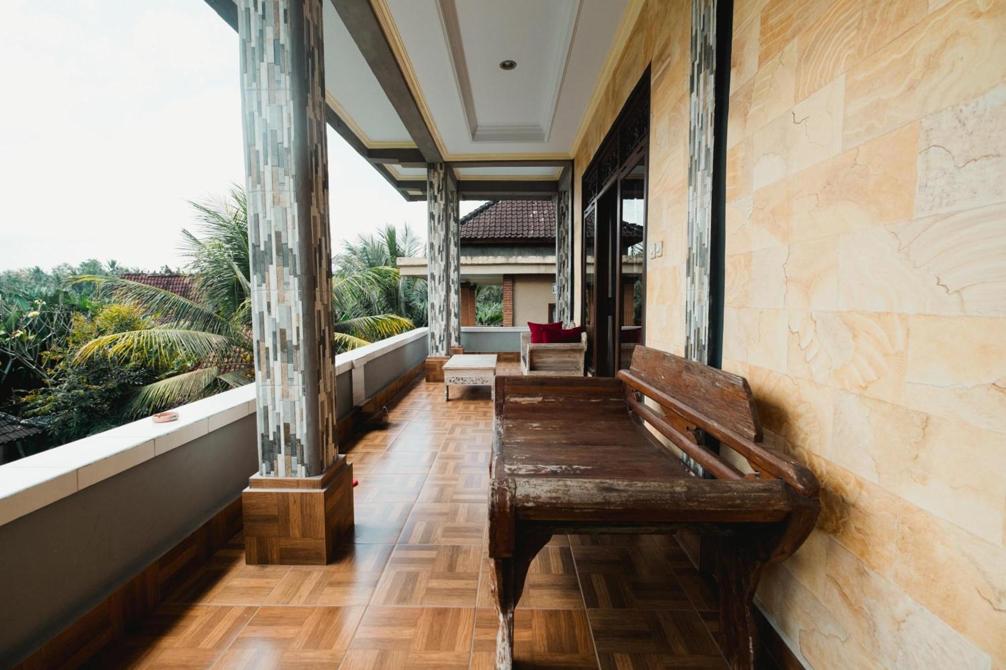 Rizky Guesthouse Ubud  Exterior photo