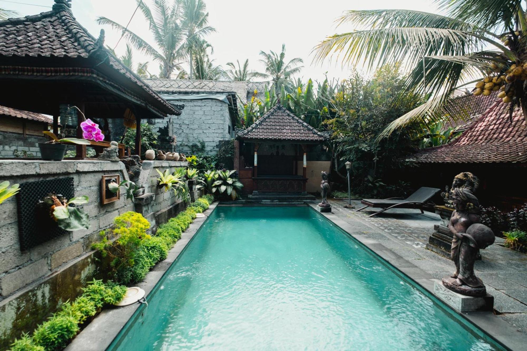 Rizky Guesthouse Ubud  Exterior photo
